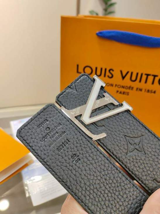 Picture of Louis Vuitton Belts _SKUfw202001615fw
